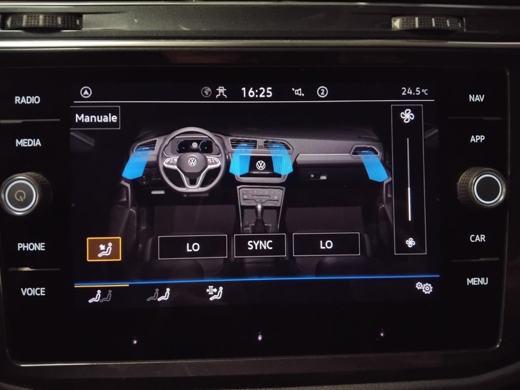 VOLKSWAGEN Tiguan 1.5 TSI ACT Life C/GRIMALDI SPECIAL DAY - 24