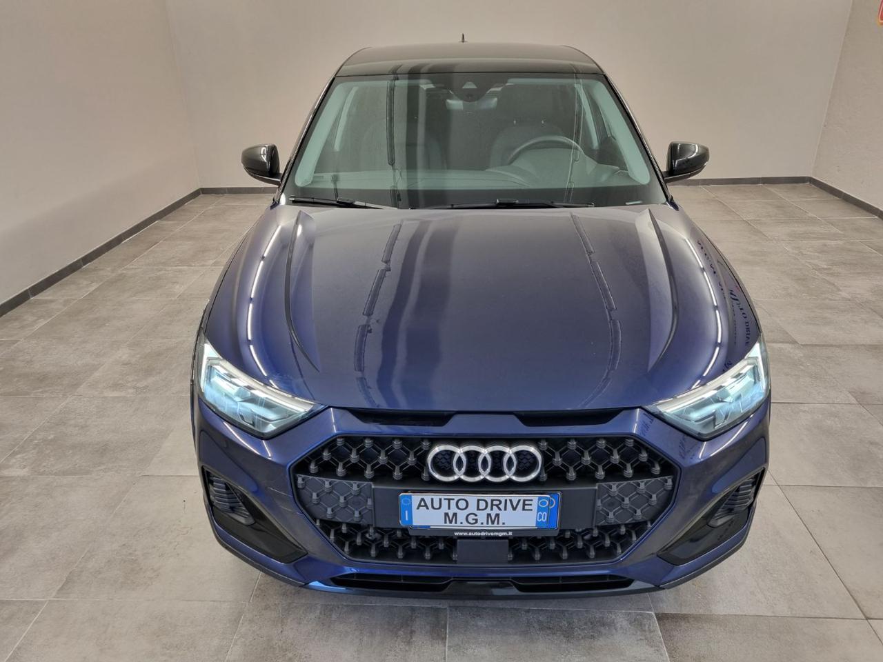 AUDI A1 allstreet 30 TFSI S tronic Identity Contrast - 27