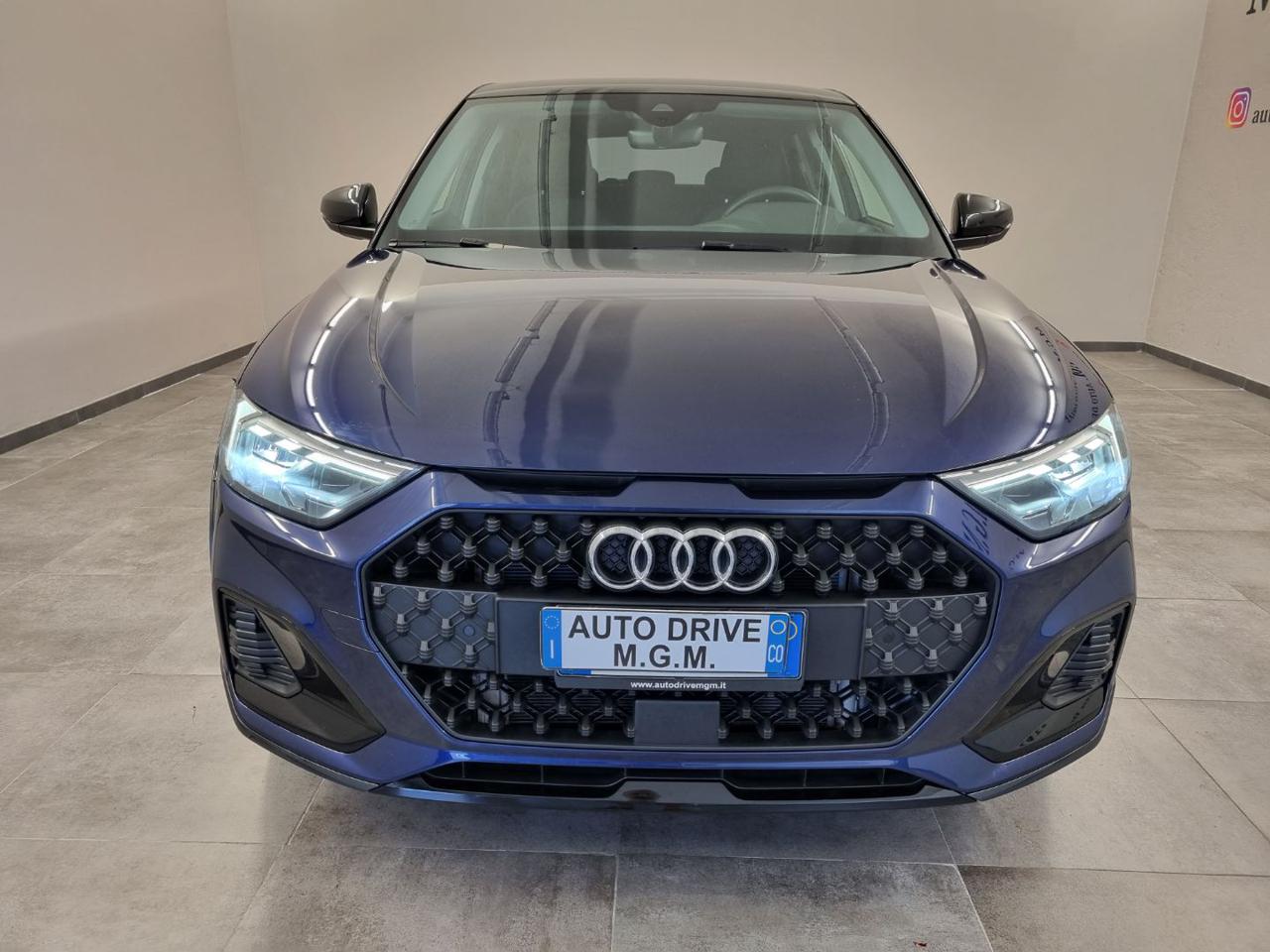 AUDI A1 allstreet 30 TFSI S tronic Identity Contrast - 5