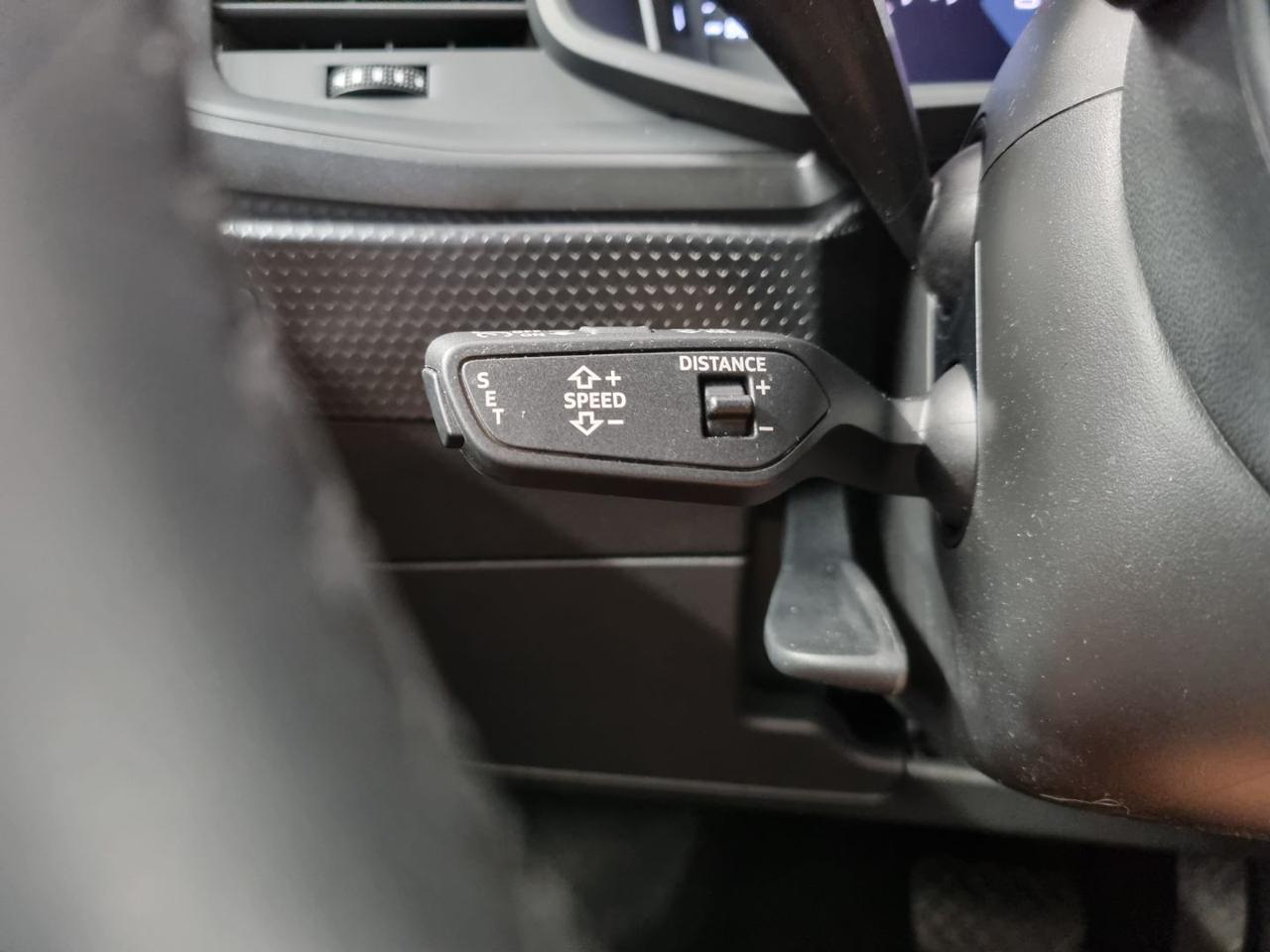AUDI A1 allstreet 30 TFSI S tronic Identity Contrast - 20