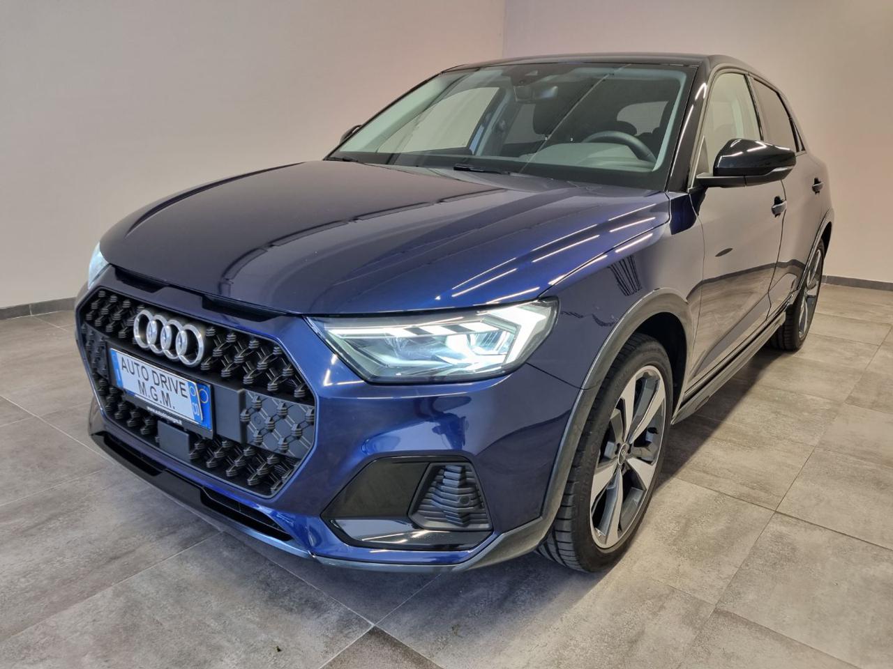 AUDI A1 allstreet 30 TFSI S tronic Identity Contrast - 29