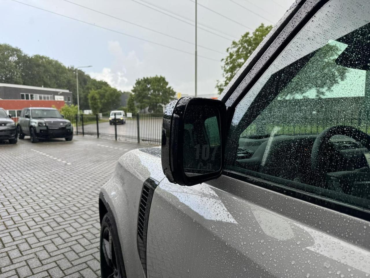 LAND ROVER Defender 110 3.0D I6 350 CV AWD Auto X-Dynamic HSE - 23