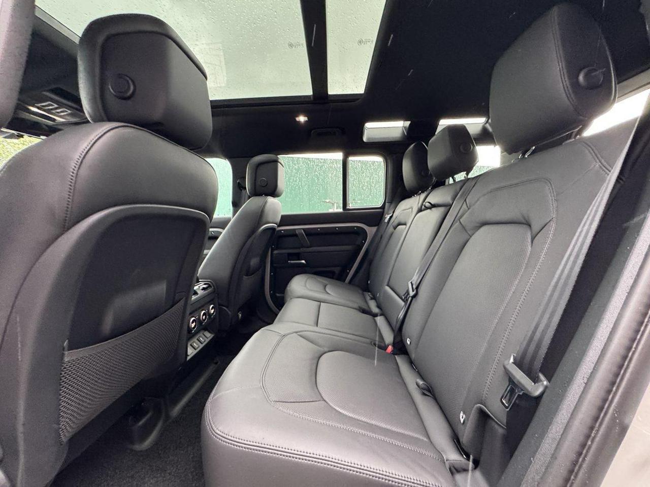 LAND ROVER Defender 110 3.0D I6 350 CV AWD Auto X-Dynamic HSE - 31