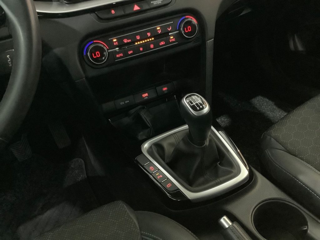 KIA XCeed 1.0 T-GDi GPL Business - 8