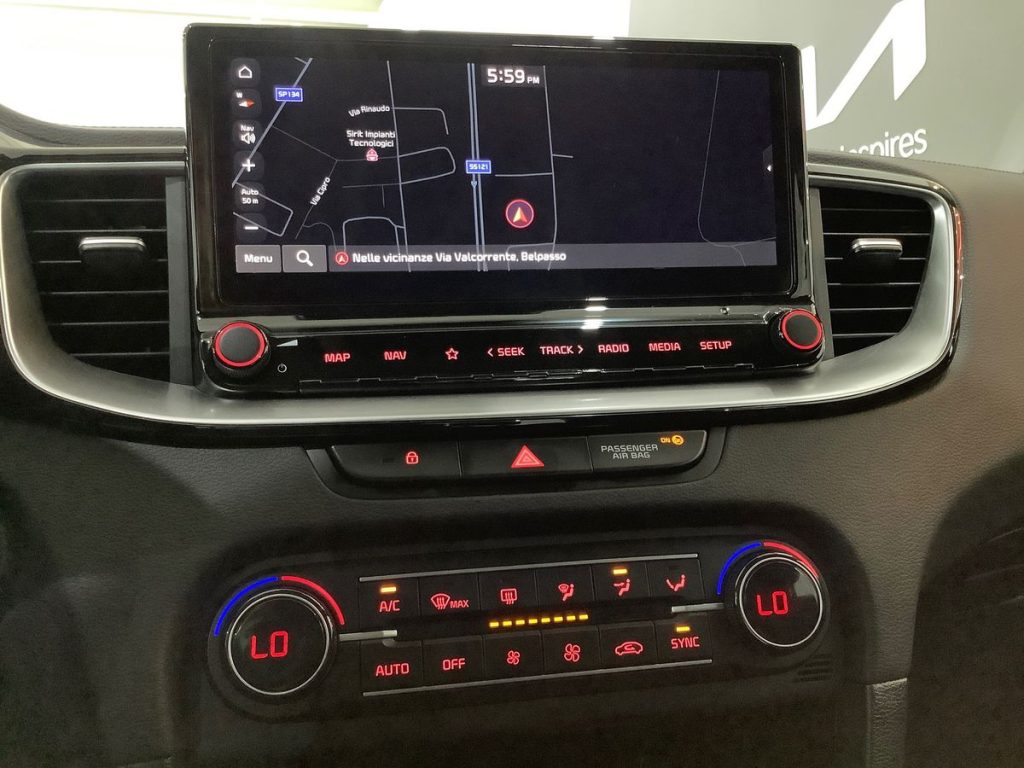 KIA XCeed 1.0 T-GDi GPL Business - 16
