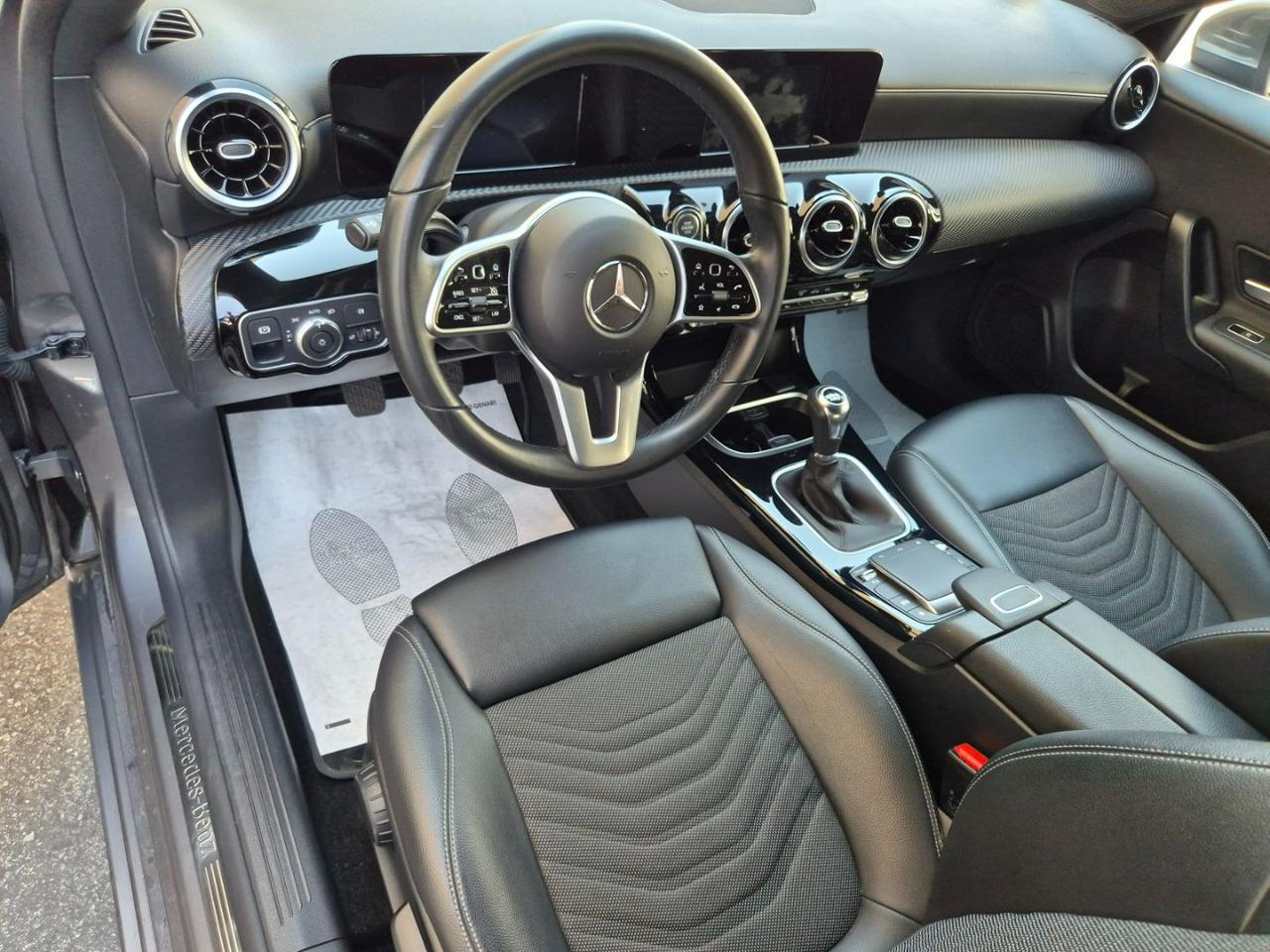 MERCEDES-BENZ A 180 d Business - 10