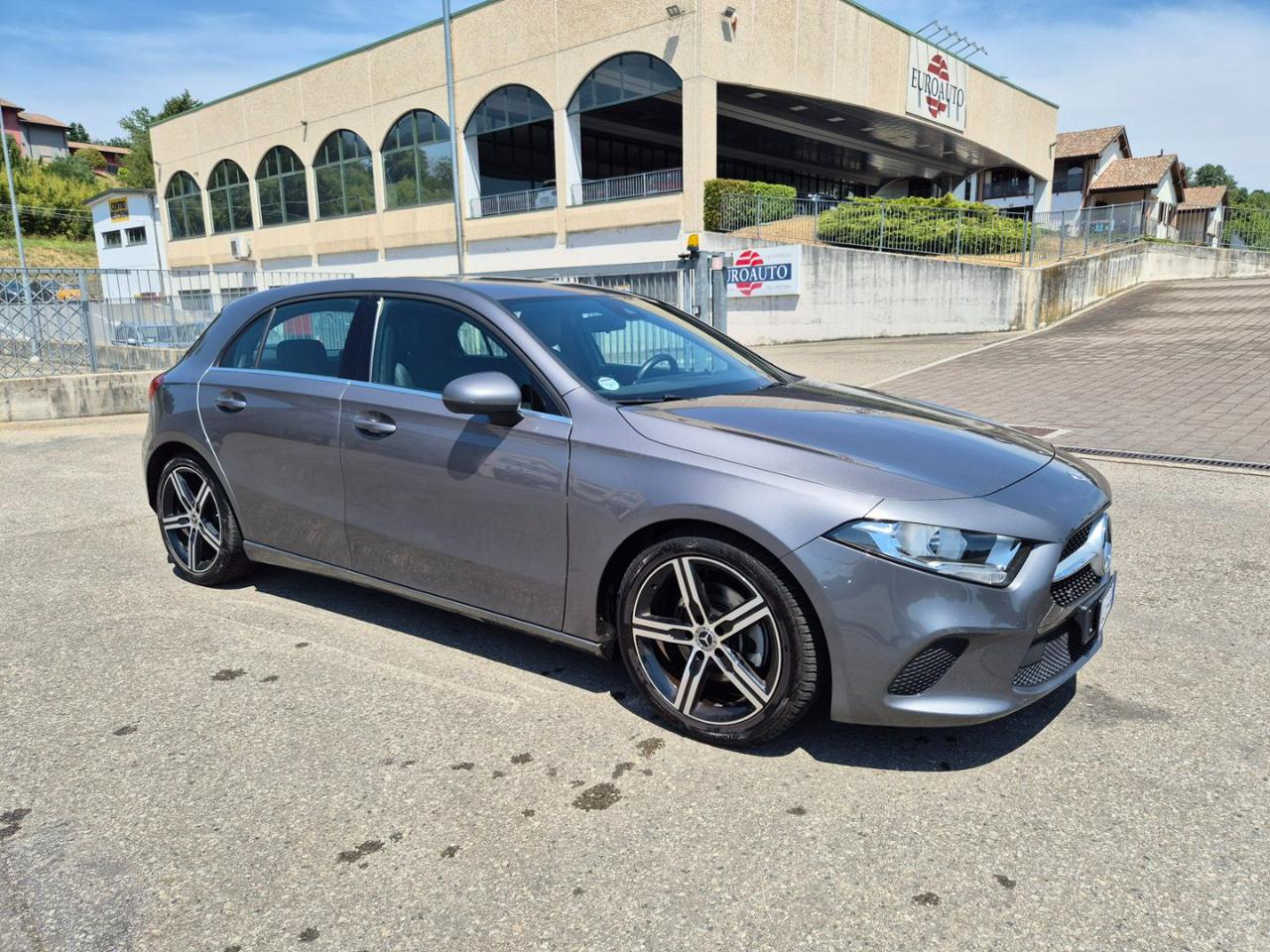 MERCEDES-BENZ A 180 d Business - 6