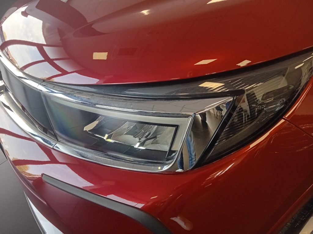 Clicca per ingrandire Grandland - 1.5 diesel Ecotec aut. Edition KM0 OFFERTA PROMO!!