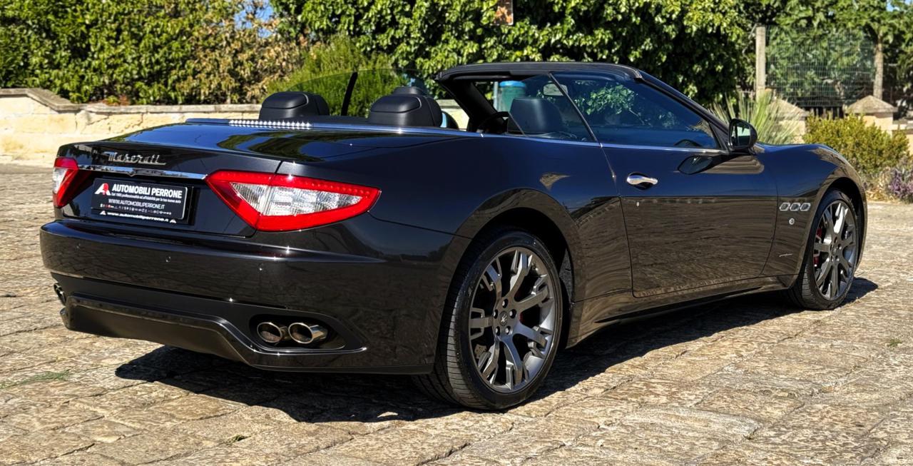 MASERATI GranCabrio 4.7 V8 Sport (Solo 29.650 Km Certificati Maserati) - 36