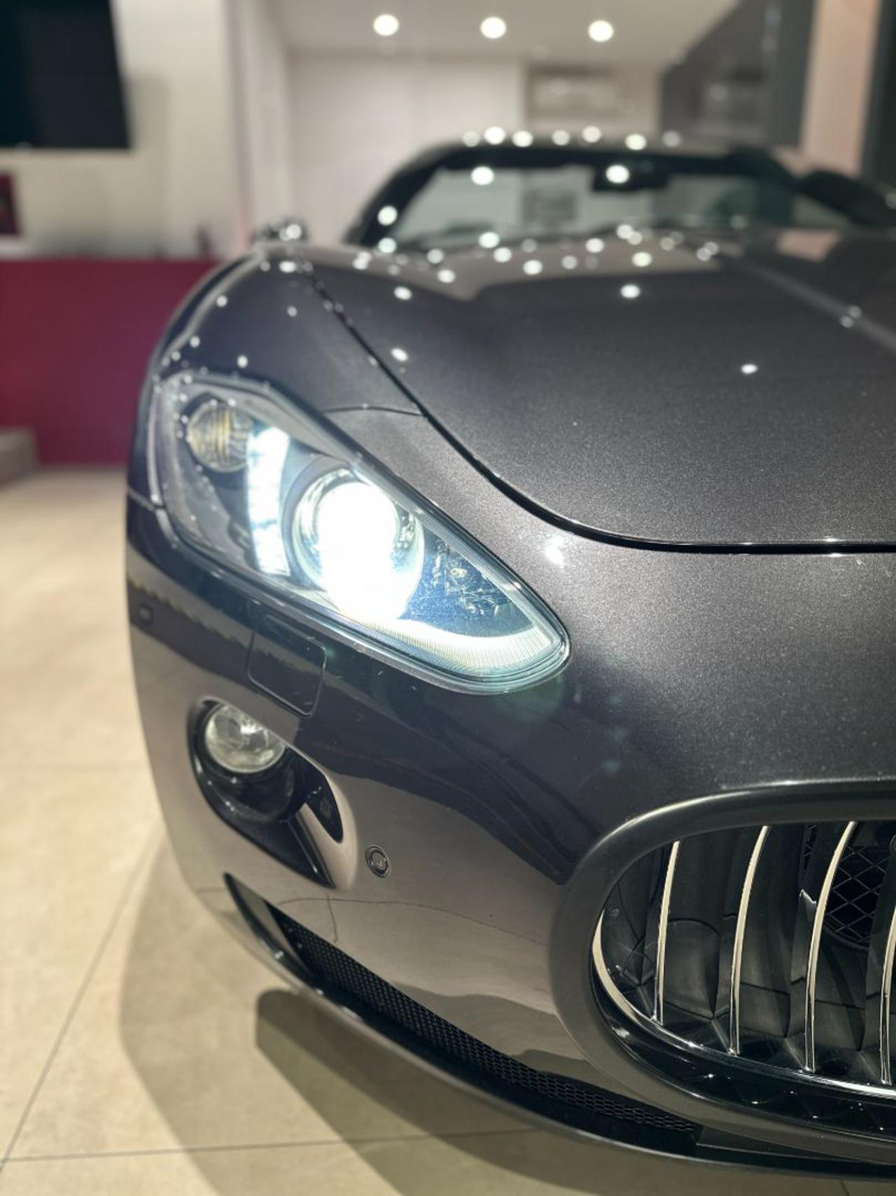 MASERATI GranCabrio 4.7 V8 Sport (Solo 29.650 Km Certificati Maserati) - 12