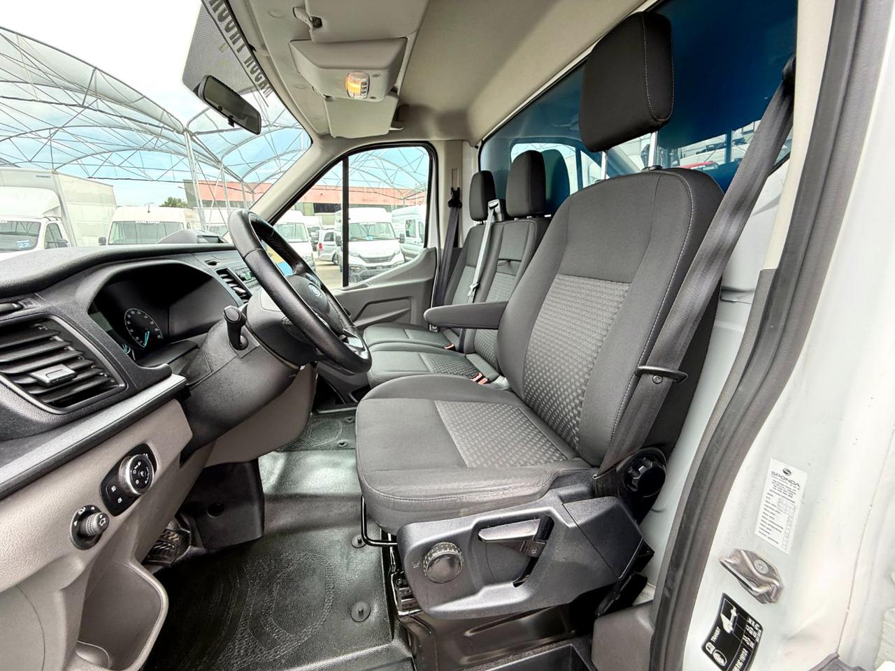 FORD TRANSIT  2.0 TDI - 8