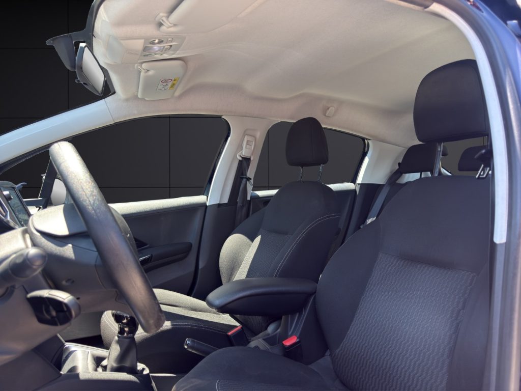 PEUGEOT 208 1° serie PureTech 82 5 porte Active - 9
