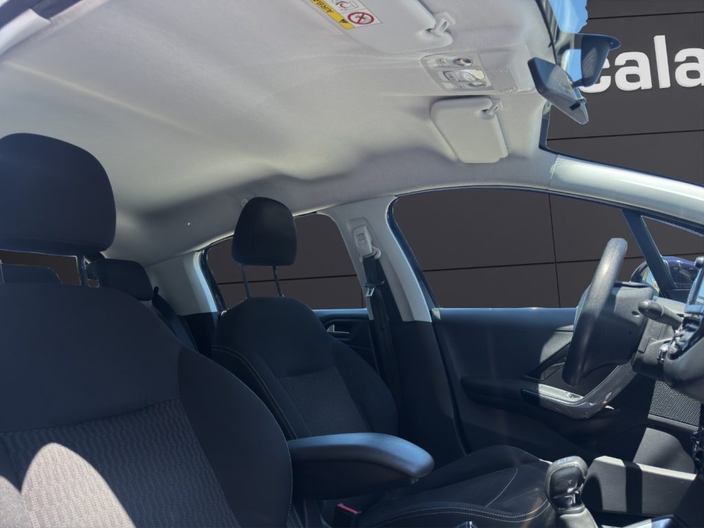 PEUGEOT 208 1° serie PureTech 82 5 porte Active - 18