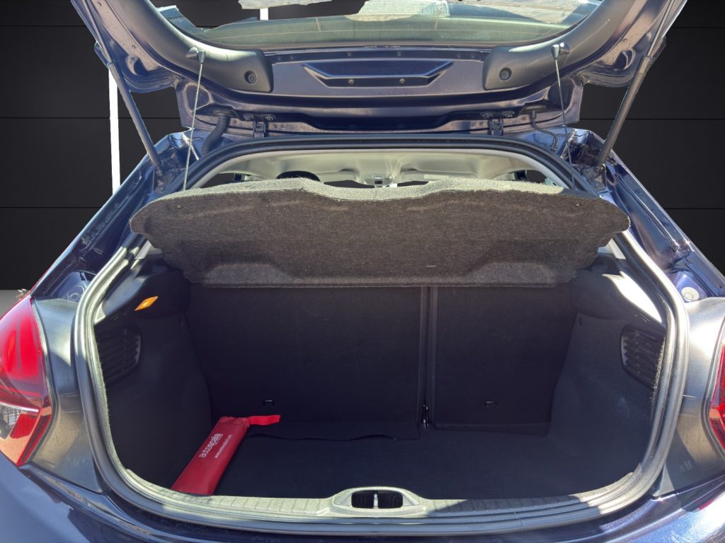 PEUGEOT 208 1° serie PureTech 82 5 porte Active - 20