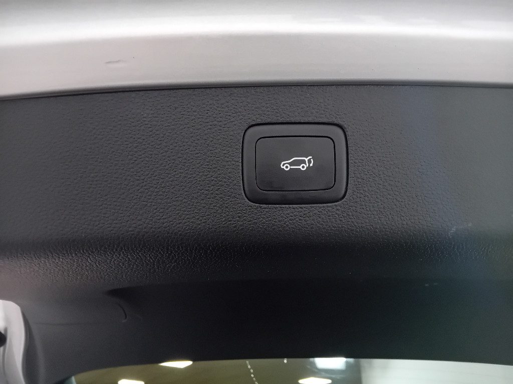 Clicca per ingrandire EHS - Plug-in Hybrid Luxury OFFERTA PROMO!!!!