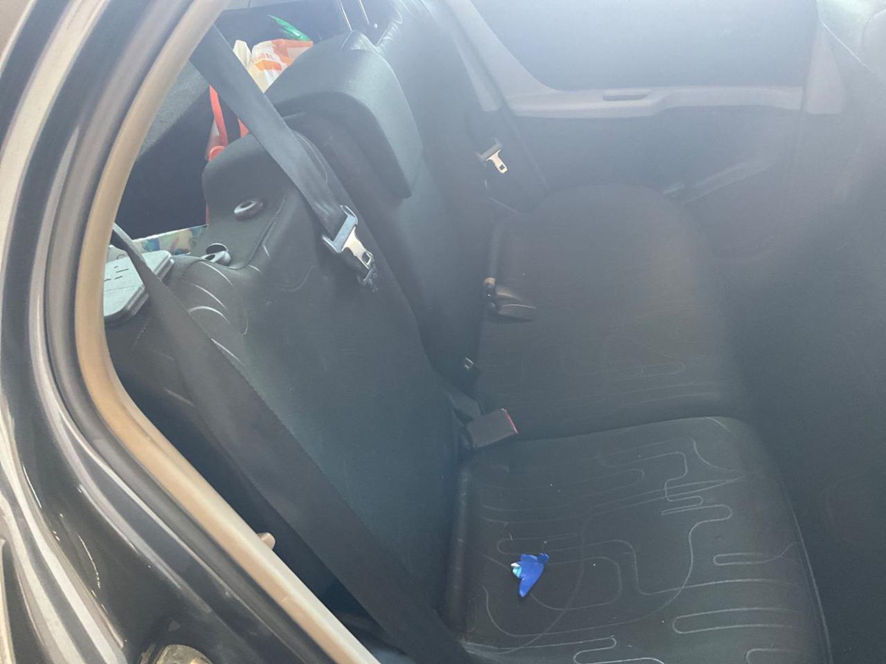 TOYOTA Yaris 1.0 5 porte - 12