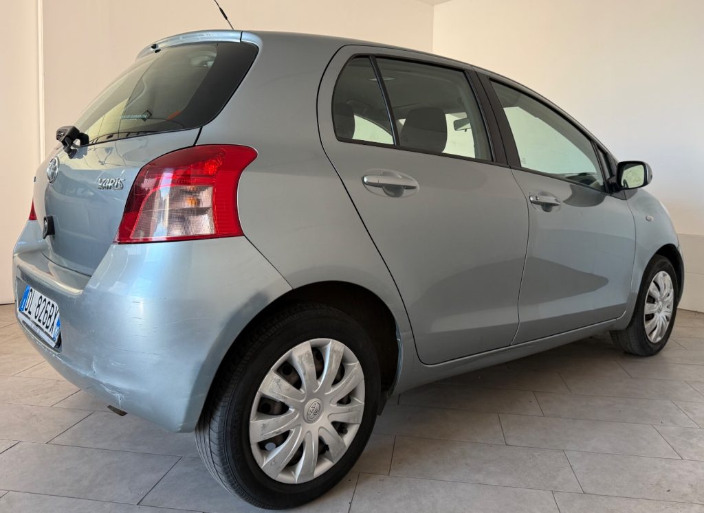 TOYOTA Yaris 1.3 5 porte M-MT SOL - 5
