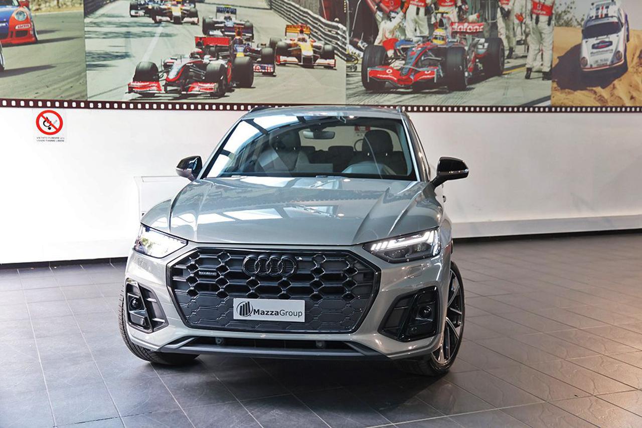 AUDI Q5 40 TDI Quattro S-Tronic Identity Black - 5