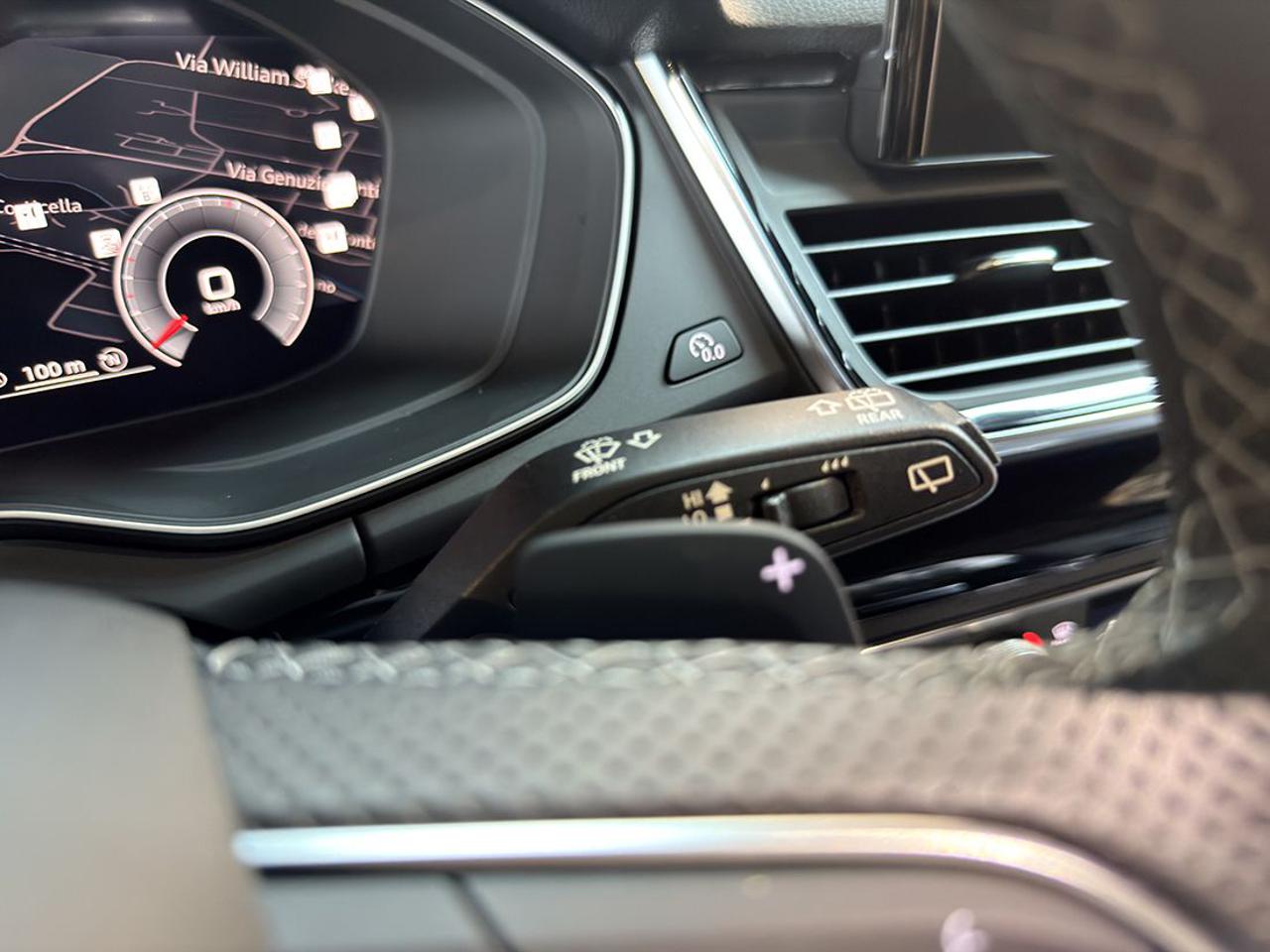 AUDI Q5 40 TDI Quattro S-Tronic Identity Black - 21