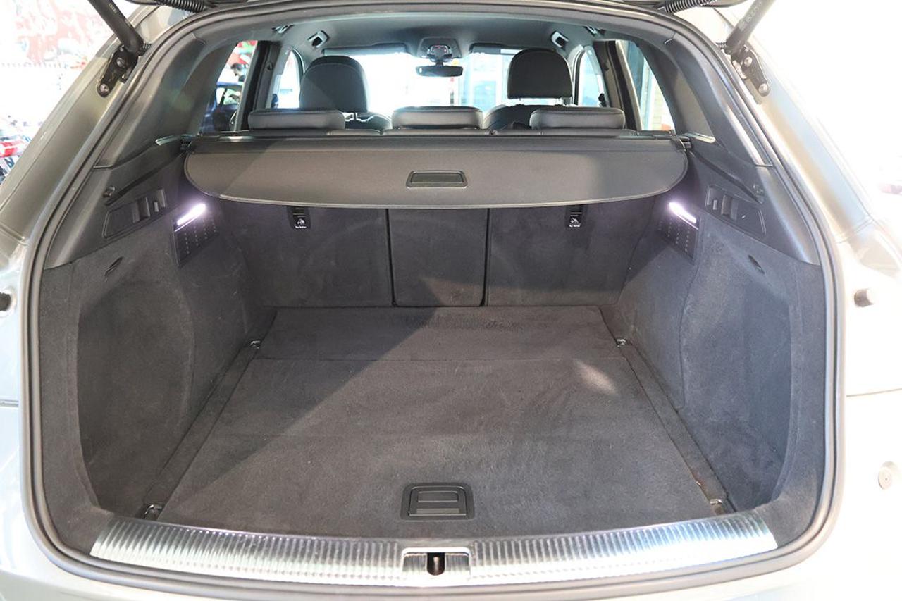 AUDI Q5 40 TDI Quattro S-Tronic Identity Black - 11