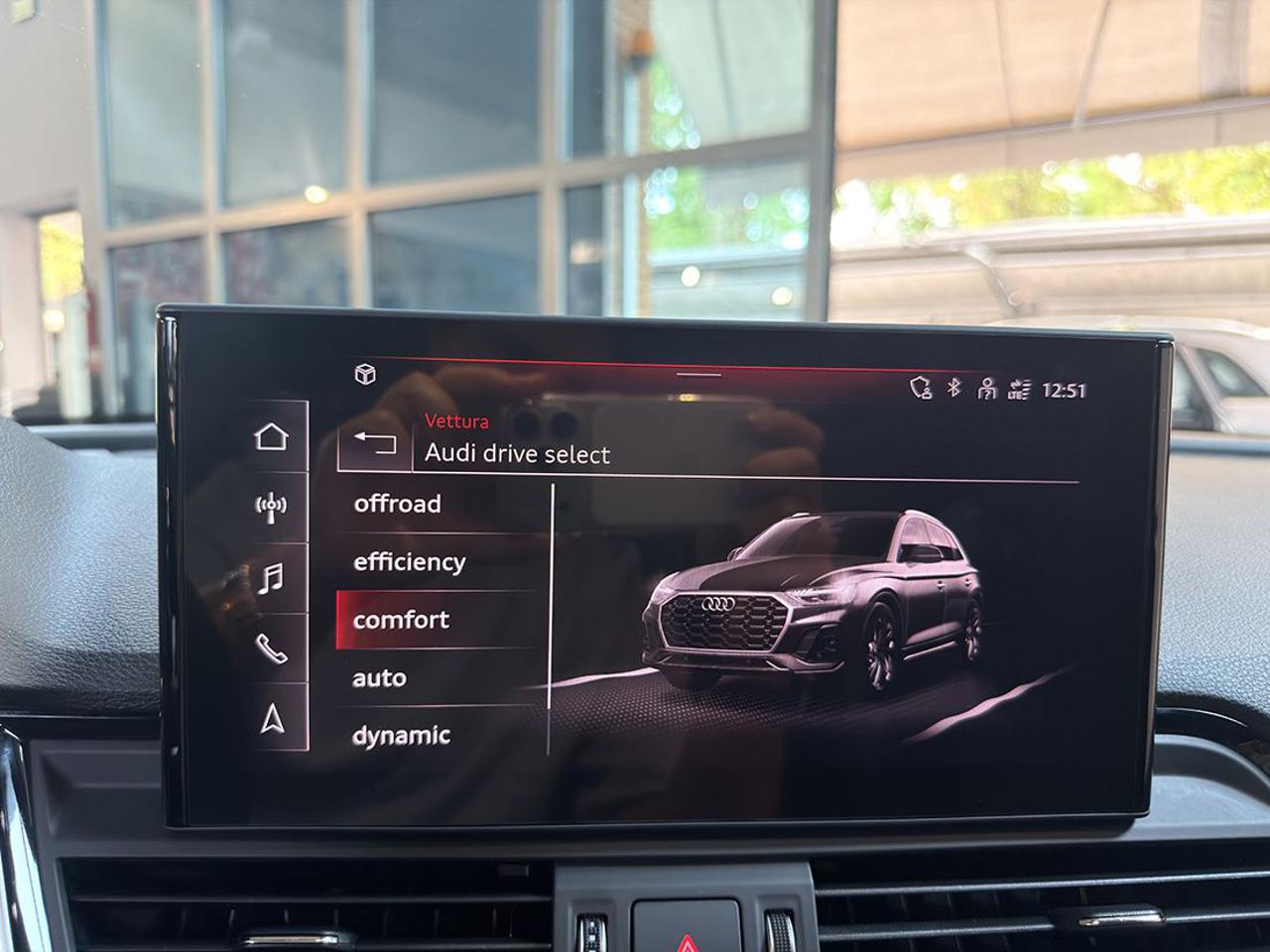AUDI Q5 40 TDI Quattro S-Tronic Identity Black - 26
