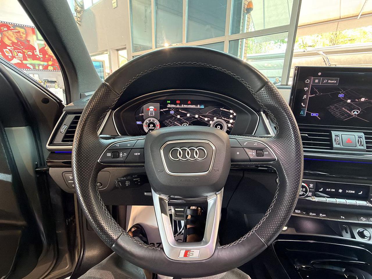 AUDI Q5 40 TDI Quattro S-Tronic Identity Black - 20