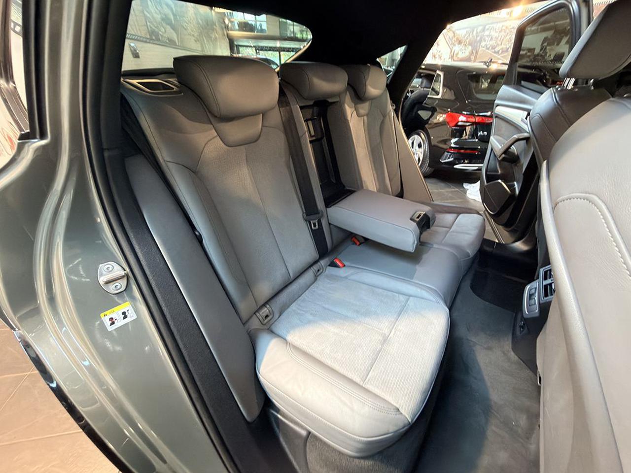 AUDI Q5 40 TDI Sportback Quattro S-Tronic S-Line Plus - 18