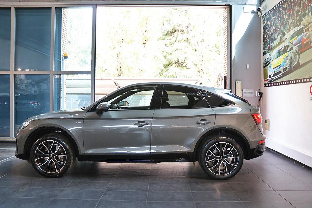 AUDI Q5 40 TDI Sportback Quattro S-Tronic S-Line Plus - 3