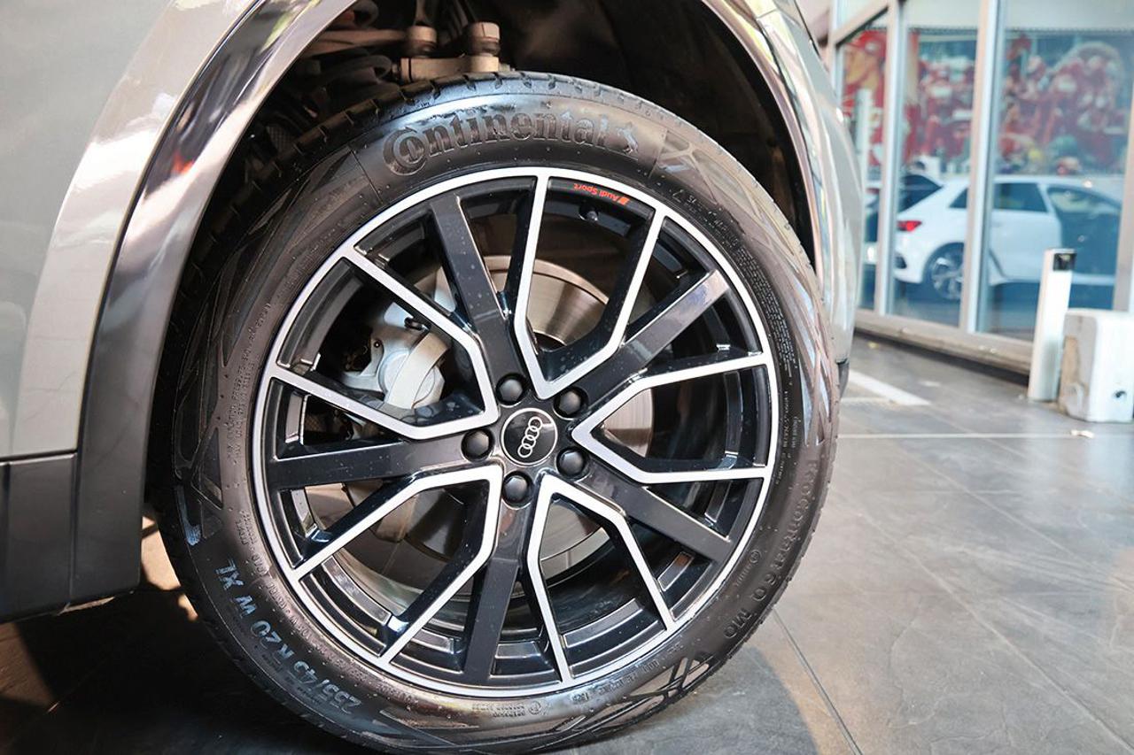 AUDI Q5 40 TDI Sportback Quattro S-Tronic S-Line Plus - 6