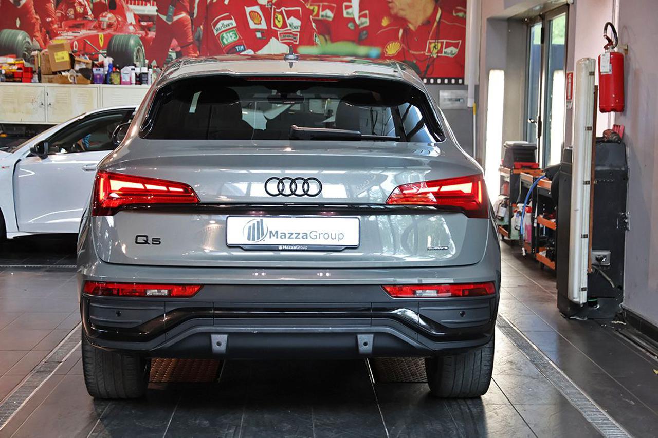 AUDI Q5 40 TDI Sportback Quattro S-Tronic S-Line Plus - 4