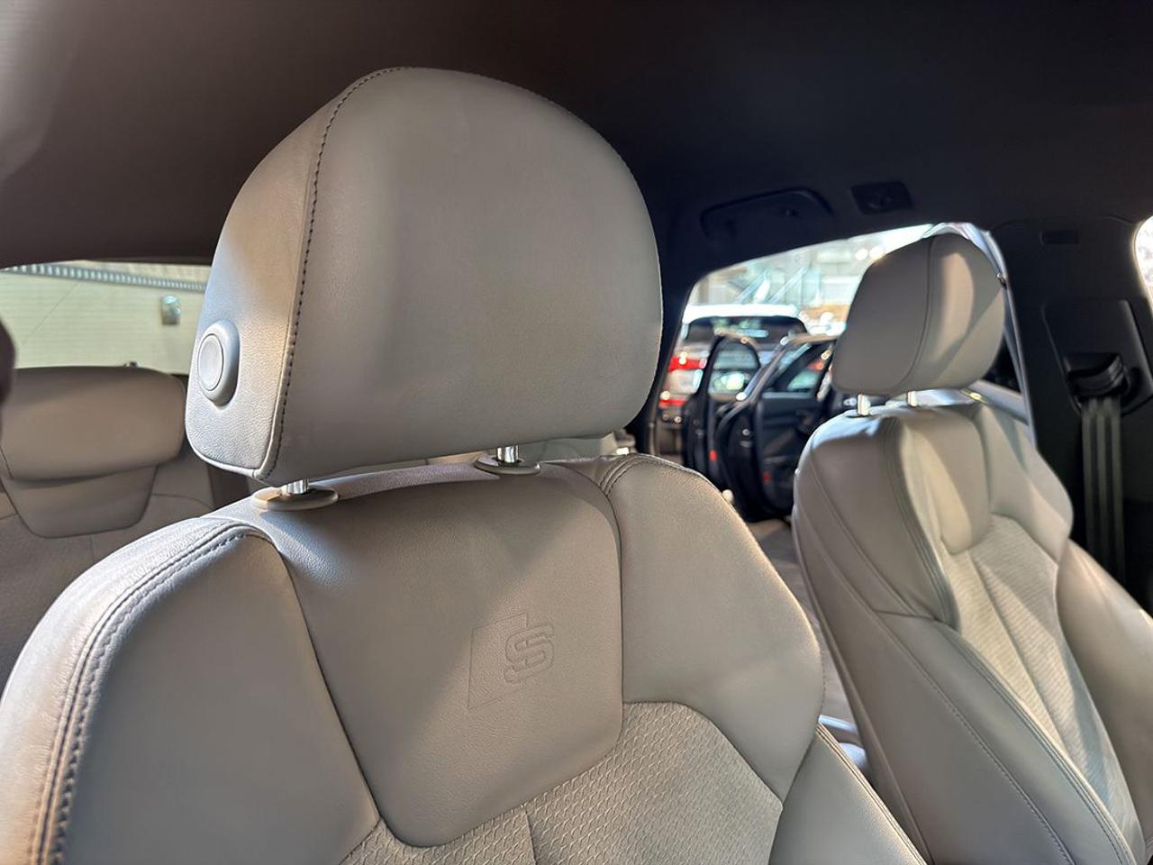 AUDI Q5 40 TDI Sportback Quattro S-Tronic S-Line Plus - 38