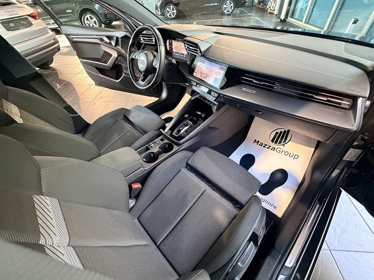 AUDI A3 35 TDI Sportback S-Tronic Business Advanced - 15