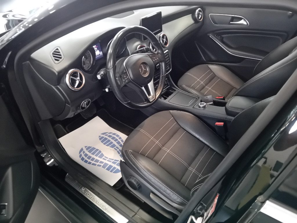 Clicca per ingrandire GLA 220 - d Automatic Sport
