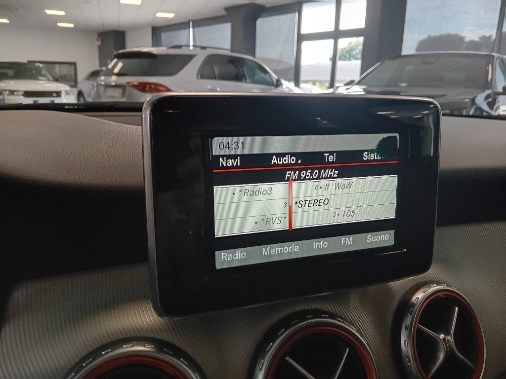Clicca per ingrandire GLA 220 - d Automatic Sport