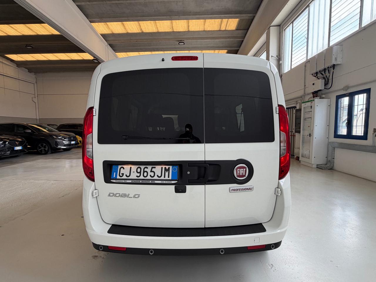 FIAT Doblo Doblò 1.6 MJT 120CV S&S PC Combi N1 Lounge - 4