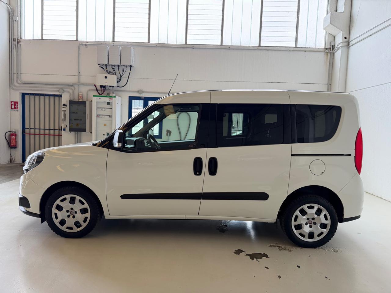 FIAT Doblo Doblò 1.6 MJT 120CV S&S PC Combi N1 Lounge - 2