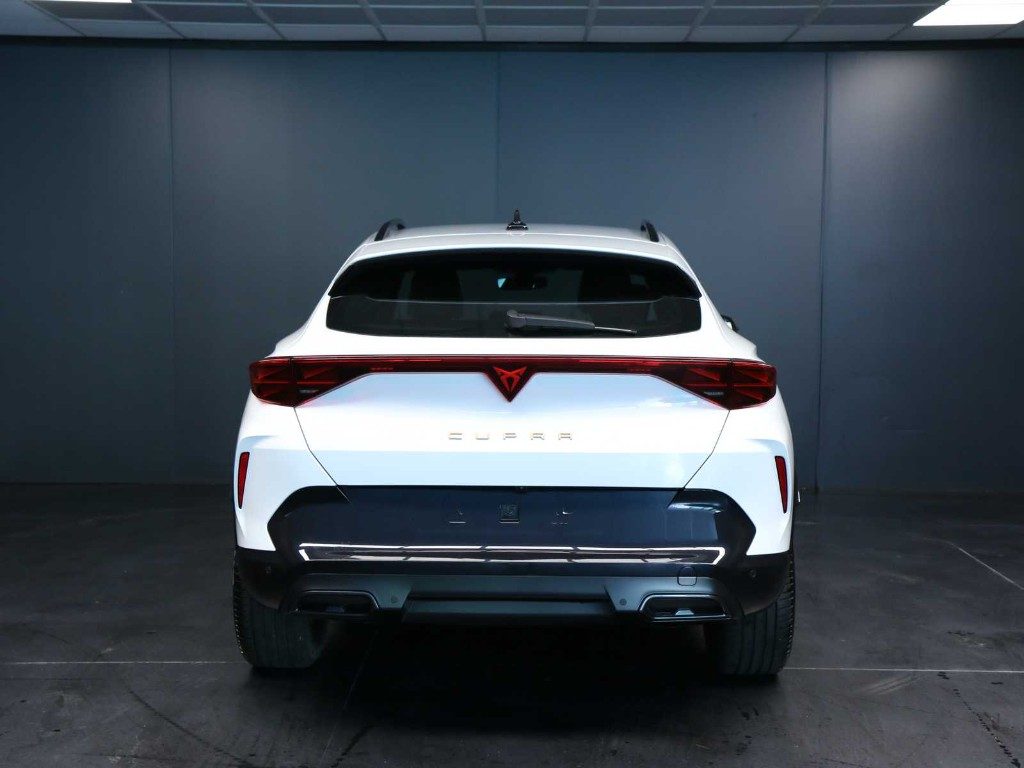 CUPRA Formentor 1.5 e-Hybrid DSG - 8
