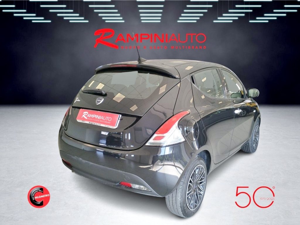 LANCIA Ypsilon 1.0 FireFly Hybrid Km 35.000 Iva Esposta - 10