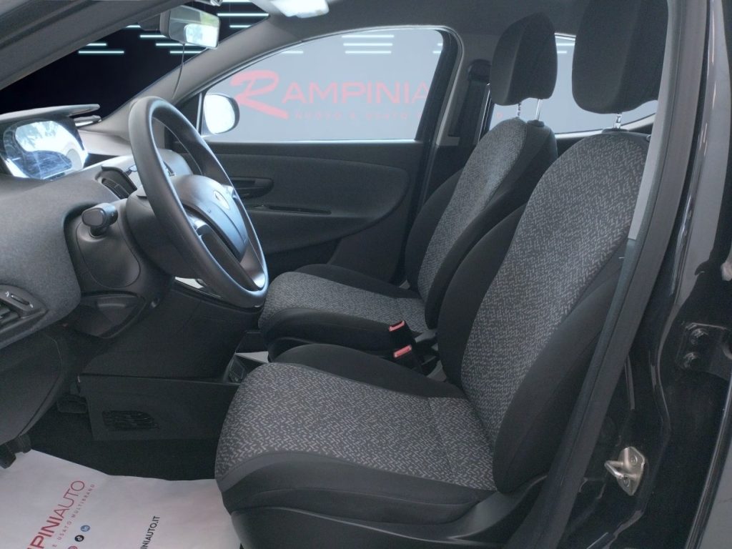 LANCIA Ypsilon 1.0 FireFly Hybrid Km 35.000 Iva Esposta - 17