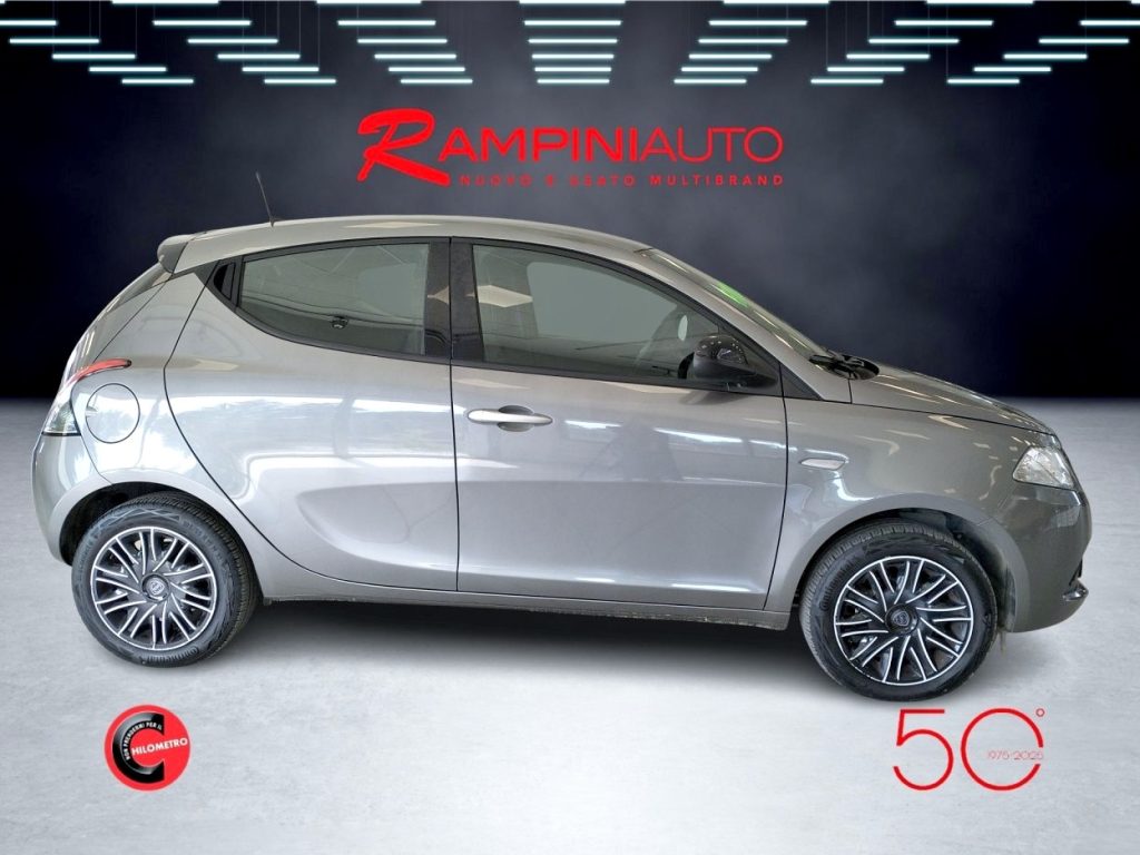 LANCIA Ypsilon 1.0 FireFly Hybrid Km 37.000 Iva Esposta - 6