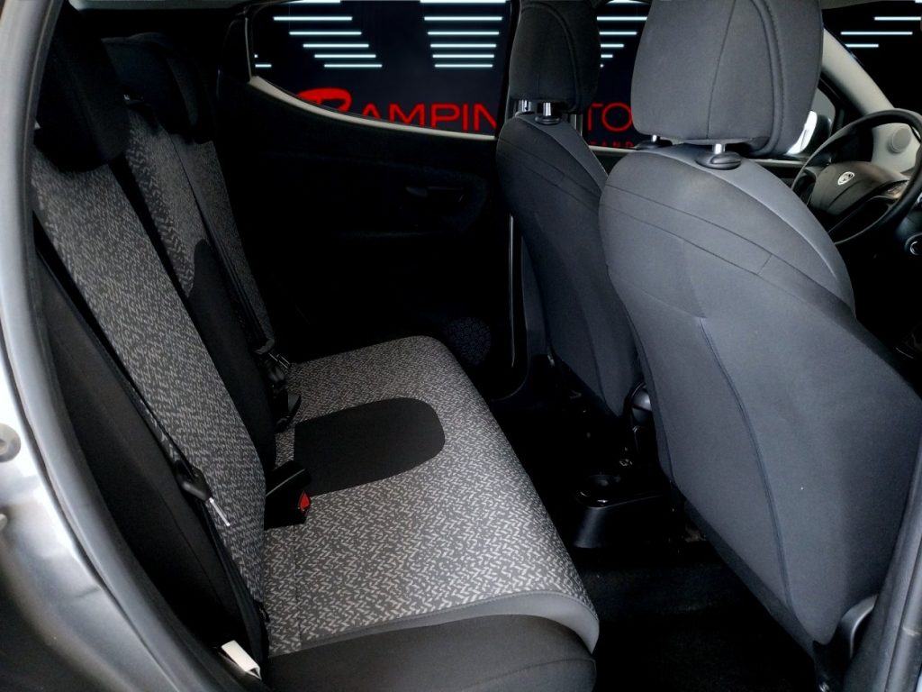 LANCIA Ypsilon 1.0 FireFly Hybrid Km 37.000 Iva Esposta - 17