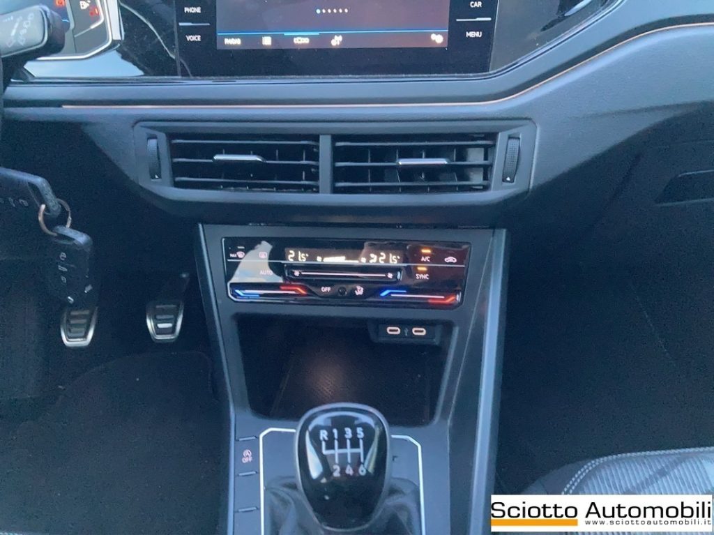 VOLKSWAGEN Taigo 1.0 TSI 115 CV R-Line - 15