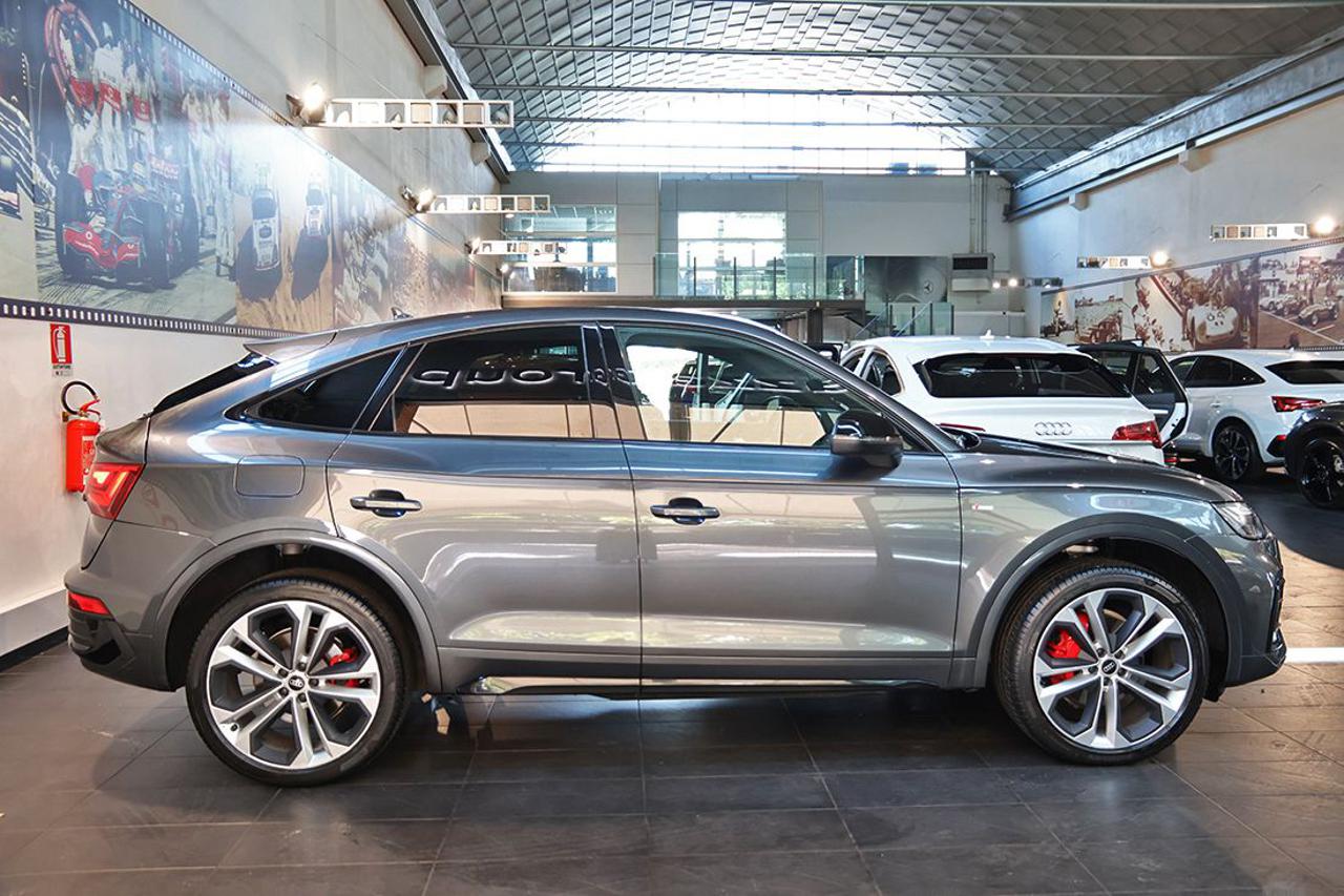 AUDI Q5 40 TDI Sportback Quattro S-Tronic S-Line Plus - 2