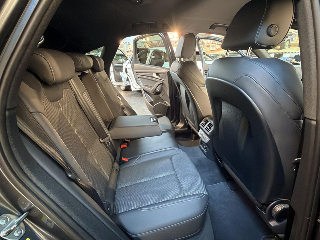 AUDI Q5 40 TDI Sportback Quattro S-Tronic S-Line Plus - 19