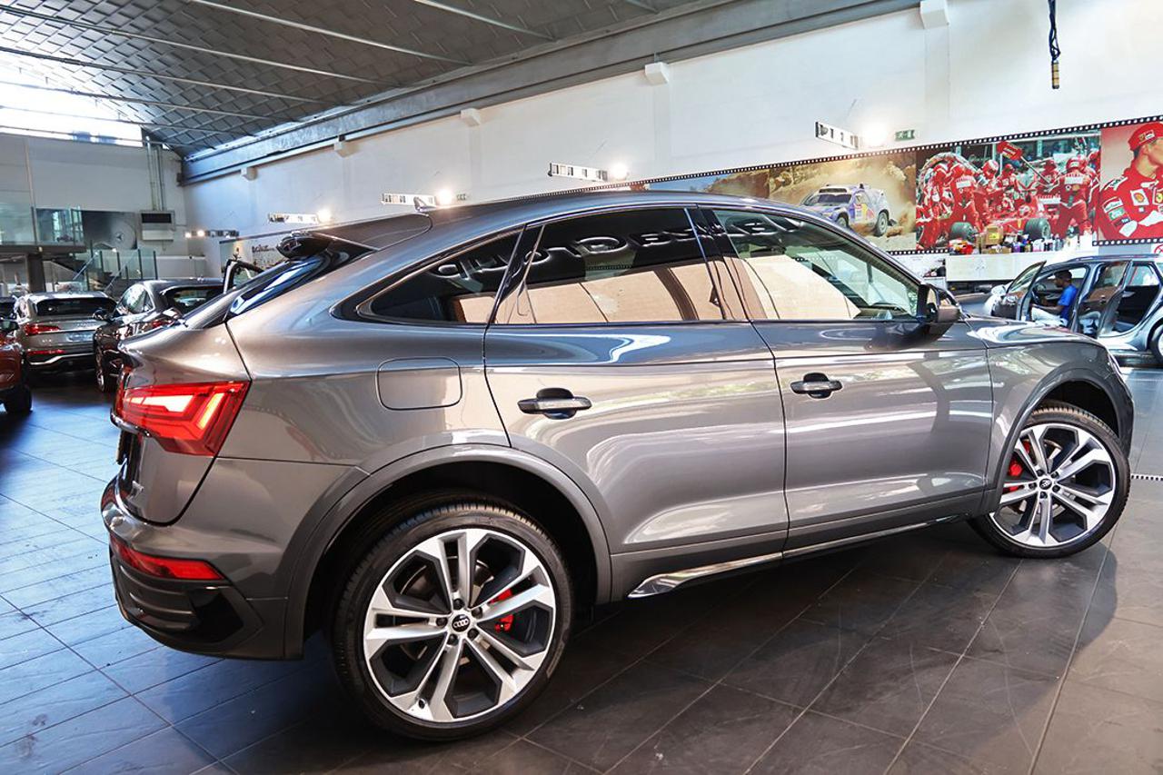 AUDI Q5 40 TDI Sportback Quattro S-Tronic S-Line Plus - 10