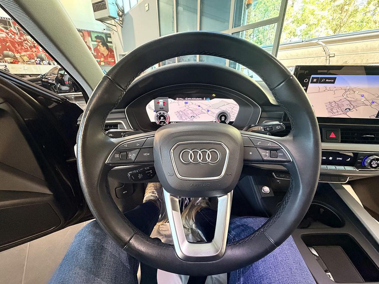 AUDI A4 30 TDI Avant S-Tronic Business Advanced - 20