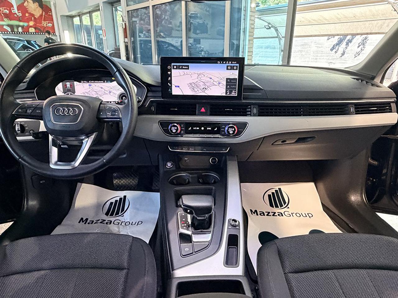 AUDI A4 30 TDI Avant S-Tronic Business Advanced - 31