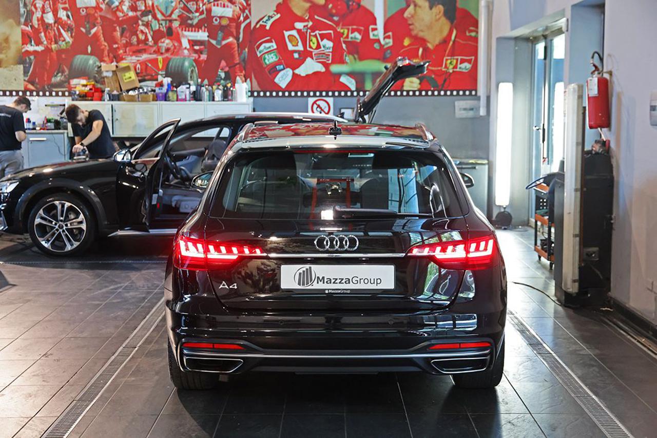 AUDI A4 30 TDI Avant S-Tronic Business Advanced - 4