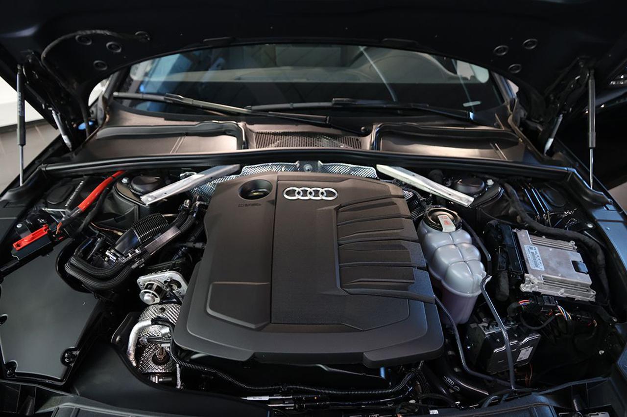 AUDI A4 30 TDI Avant S-Tronic Business Advanced - 10