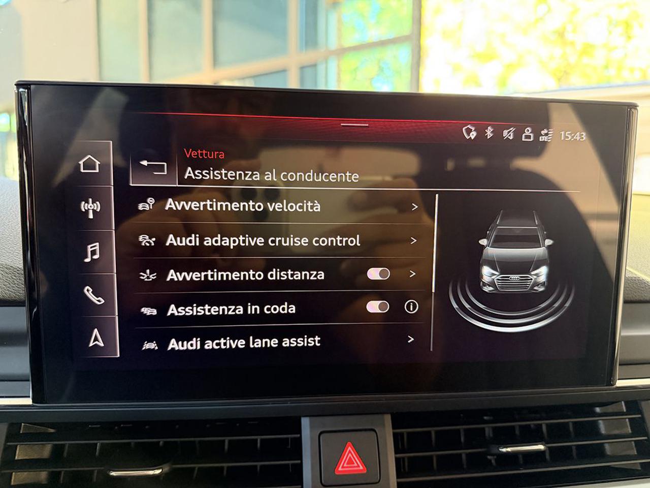 AUDI A4 30 TDI Avant S-Tronic Business Advanced - 27